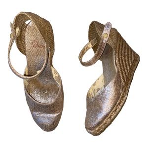 Gold Close Toe Espadrille Wedges Size 7